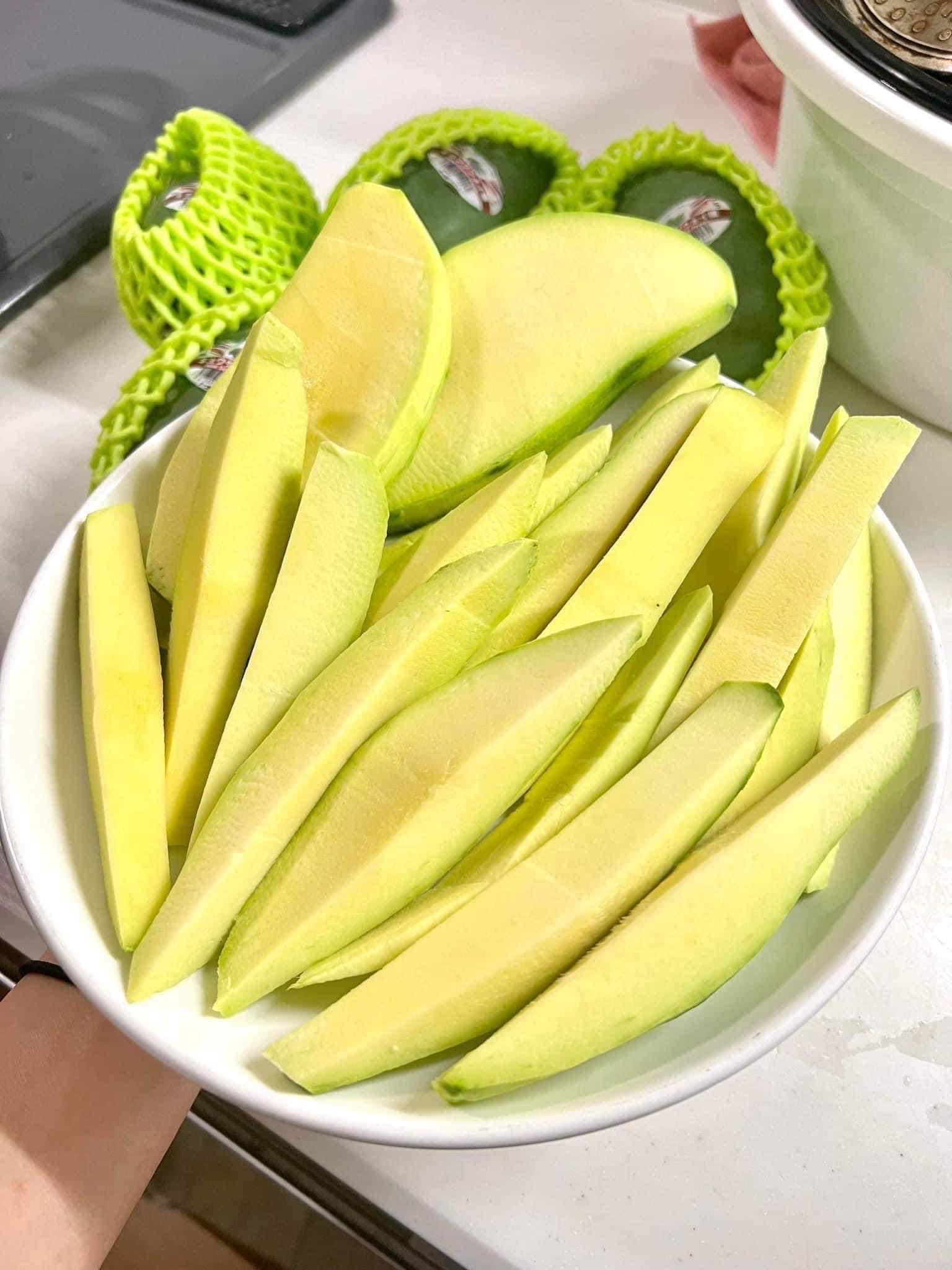 THÙNG 5KG XOÀI THÁI GIÒN NGỌT | 14 - 16 quả